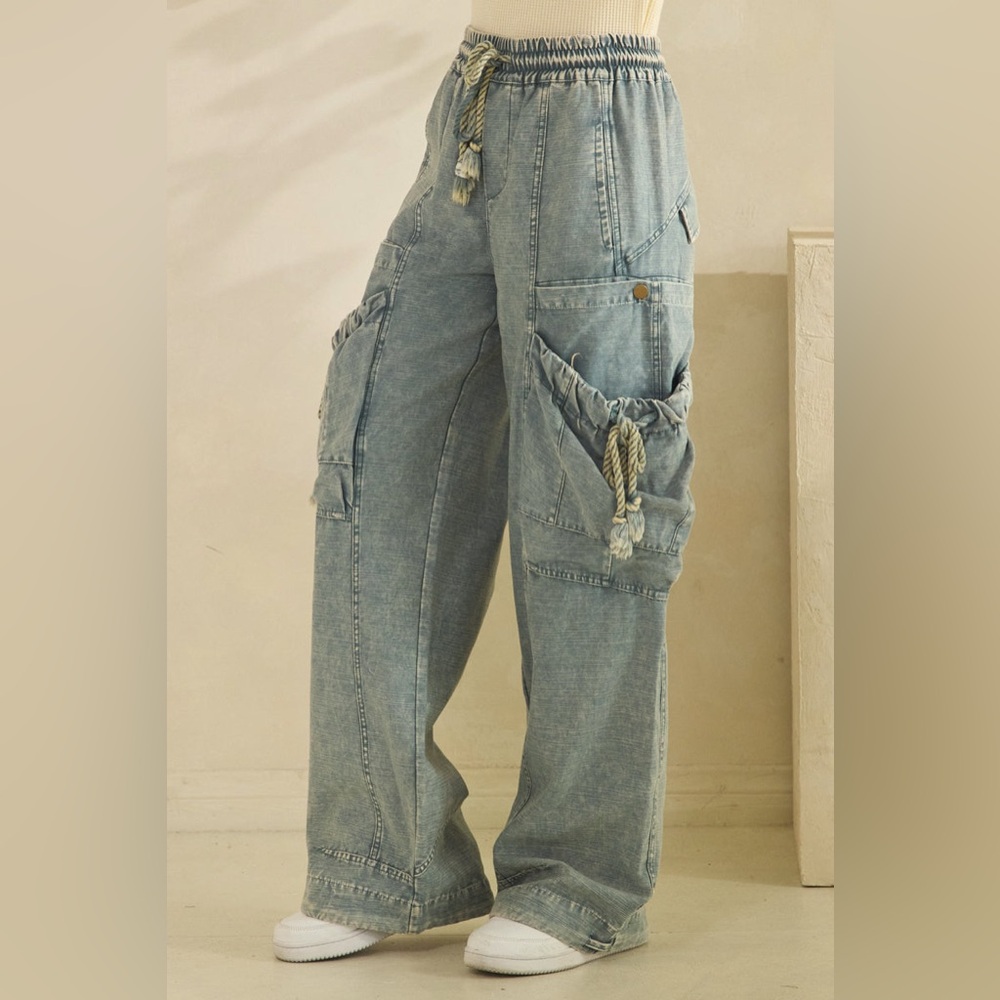 NWOT Oli & Hali Light Blue Wide-Leg Cargo Joggers - Picture 4 of 13